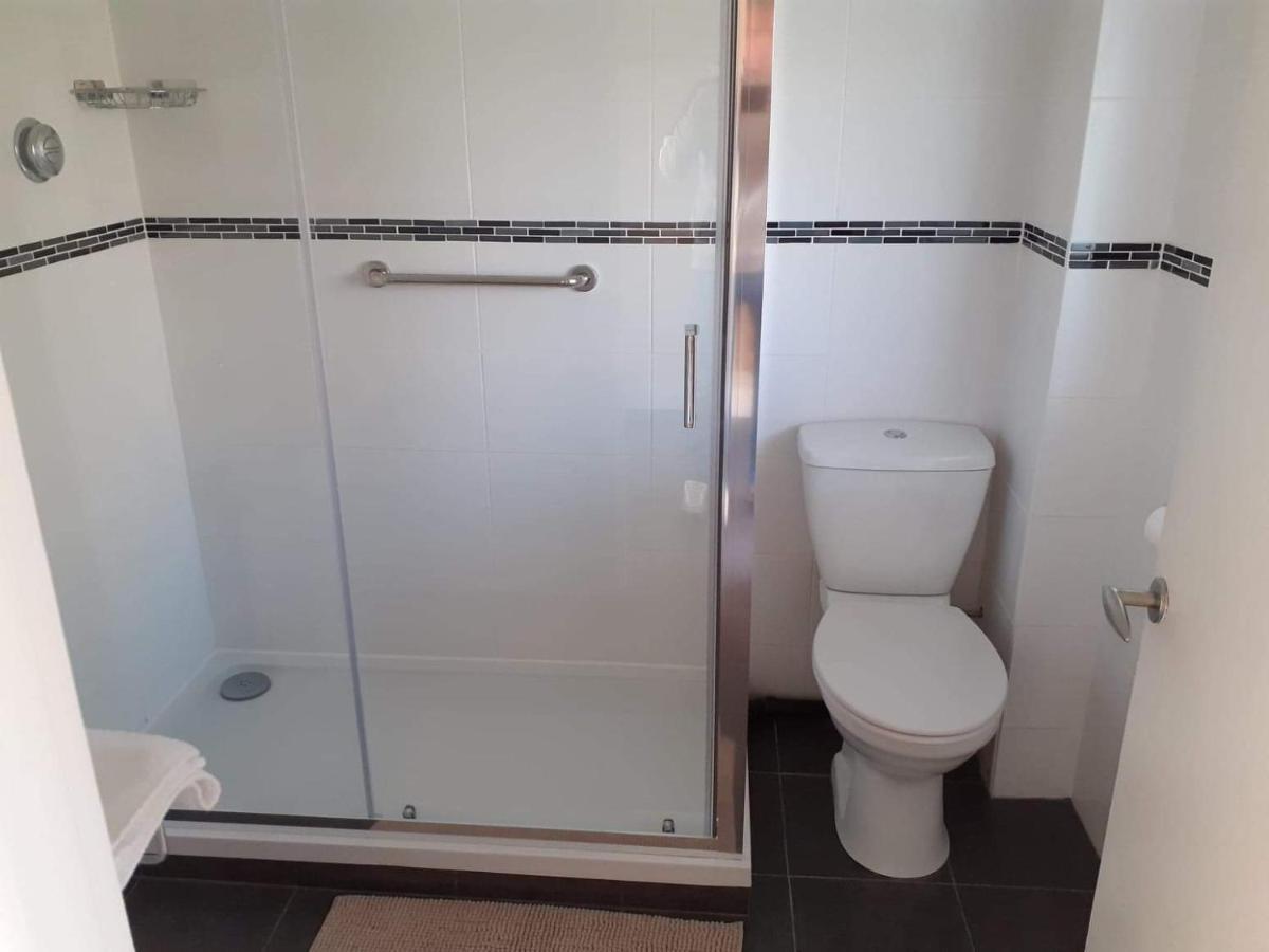 The Bear Inn And Burwash Motel Екстер'єр фото